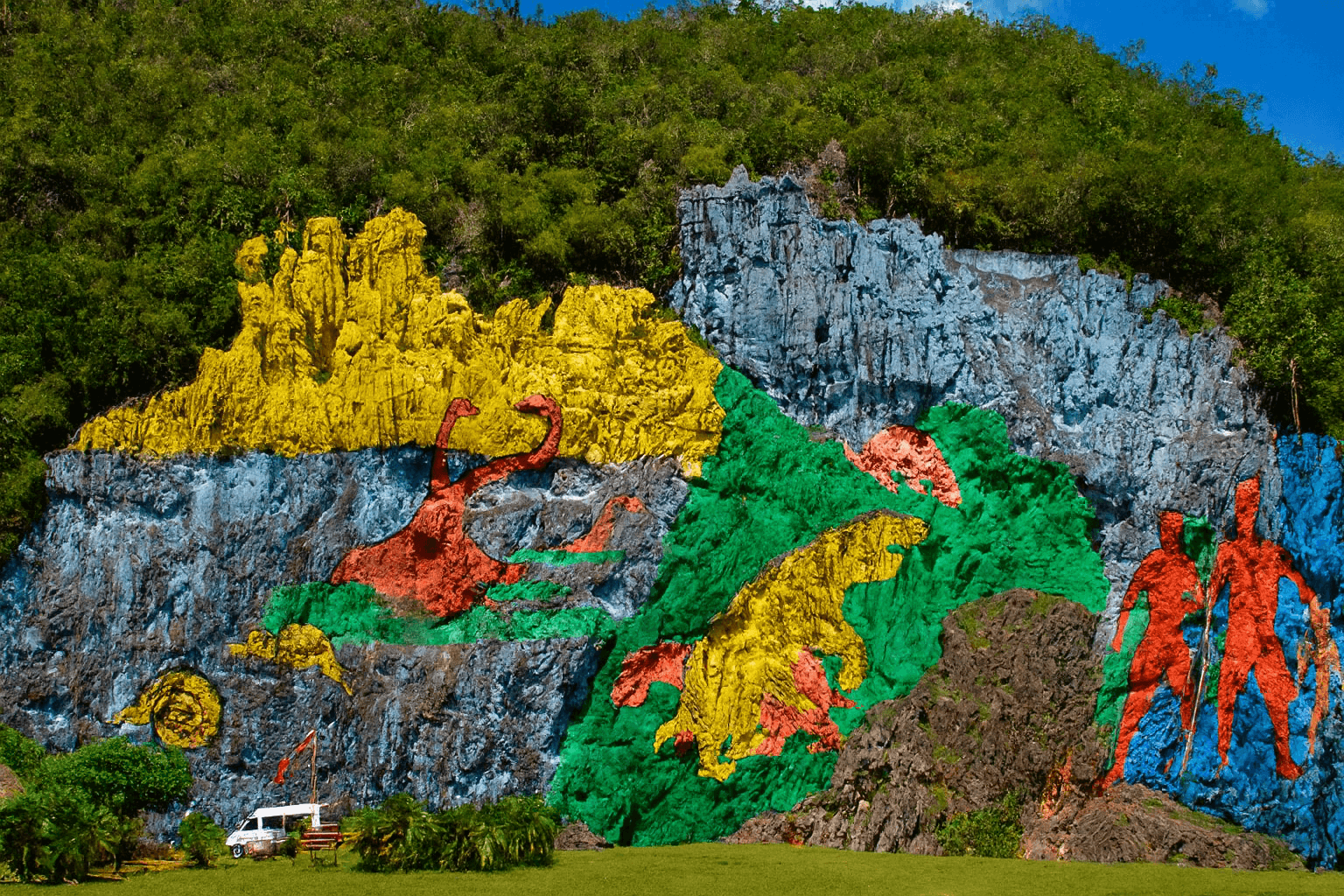 Private taxi tour through Viñales Valley tobacco farms